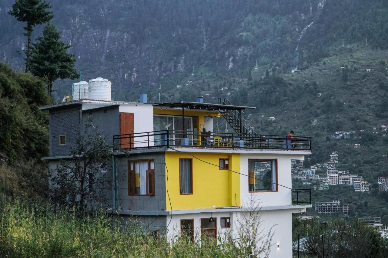 Firefly Hostel Manāli Buitenkant foto