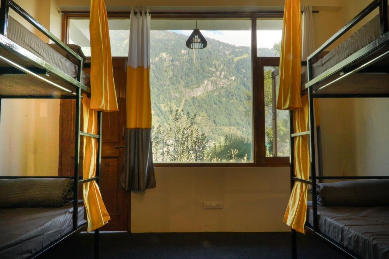 Firefly Hostel Manāli Buitenkant foto