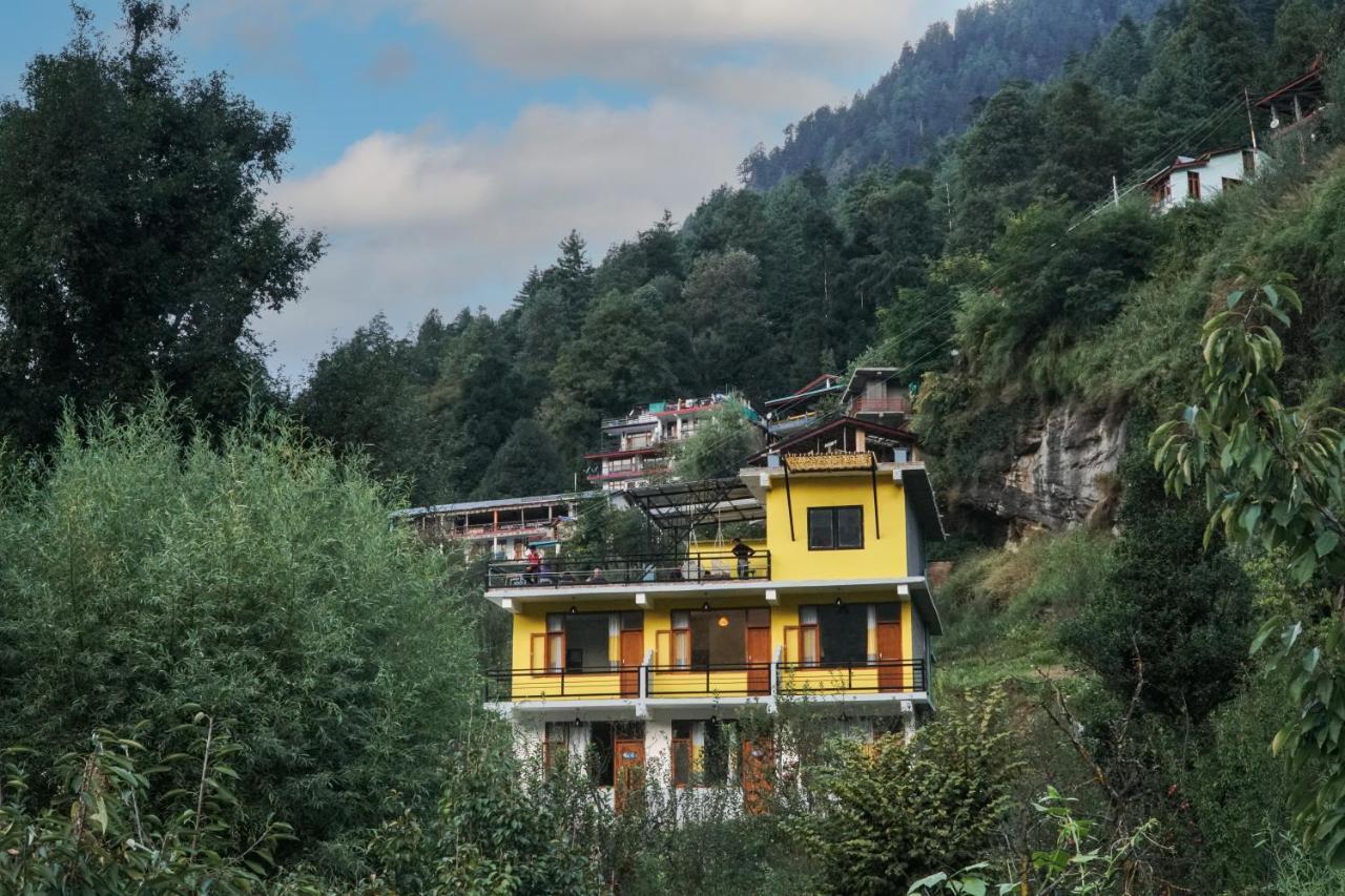 Firefly Hostel Manāli Buitenkant foto